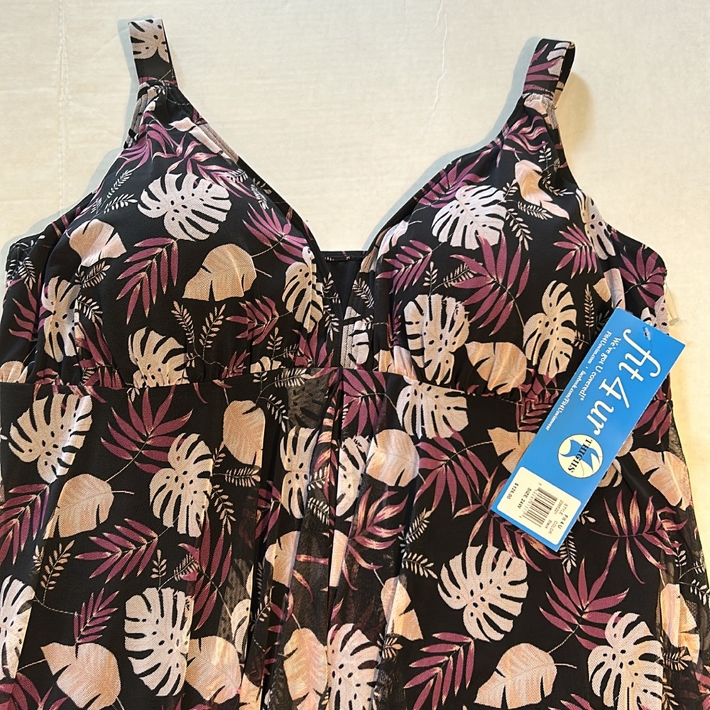 Fit 4 U 24W Swim Dress Fit 4 UR Thighs Plus Size Swimsuit Palm Leaf print NWT